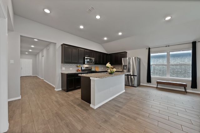 340 Freestall Drive, Midlothian, TX 76065