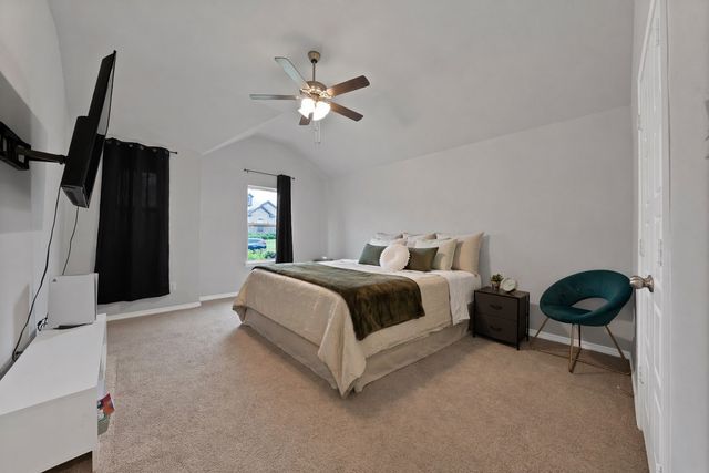 340 Freestall Drive, Midlothian, TX 76065