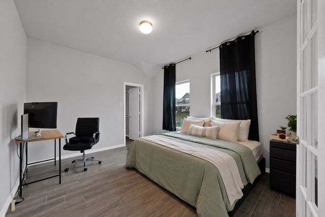 340 Freestall Drive, Midlothian, TX 76065