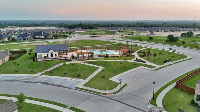 340 Freestall Drive, Midlothian, TX 76065