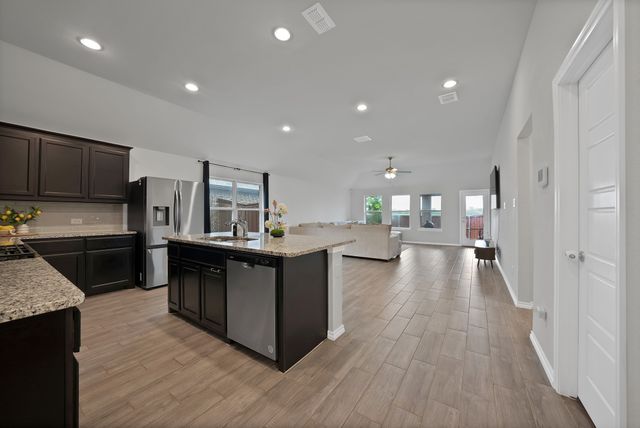 340 Freestall Drive, Midlothian, TX 76065