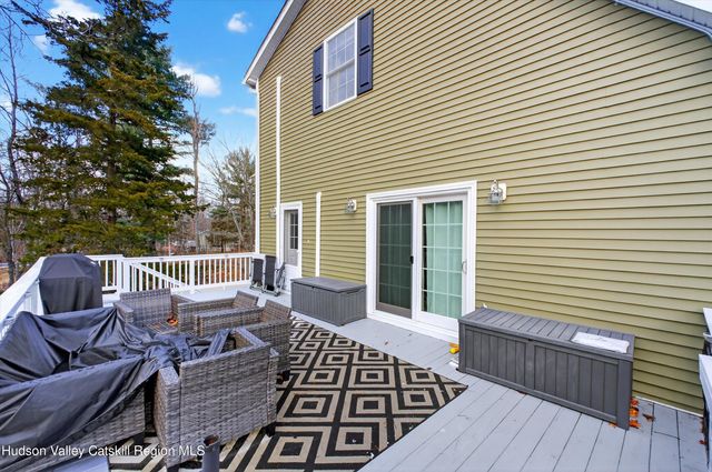 54 Shore Drive, Elizaville, NY 12523