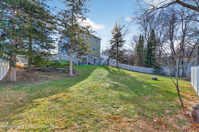 54 Shore Drive, Elizaville, NY 12523