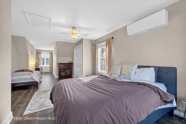 54 Shore Drive, Elizaville, NY 12523