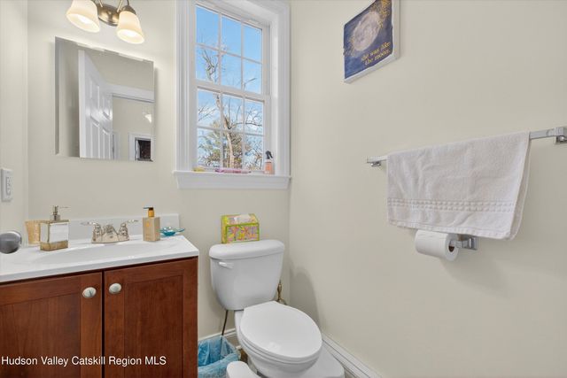 54 Shore Drive, Elizaville, NY 12523