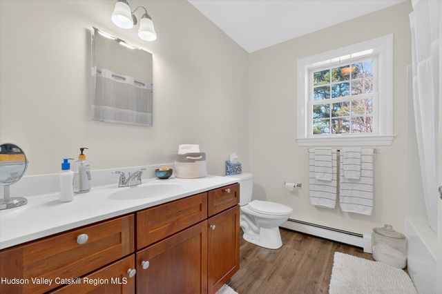 54 Shore Drive, Elizaville, NY 12523