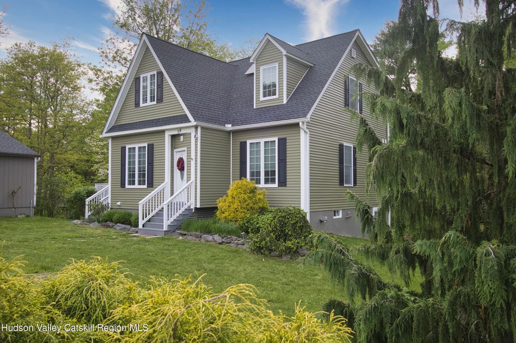 54 Shore Drive, Elizaville, NY 12523