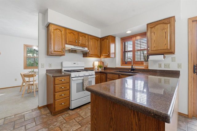 1715 BERNHEIM STREET, Oshkosh, WI 54904