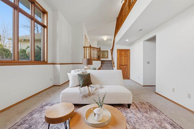 1715 BERNHEIM STREET, Oshkosh, WI 54904