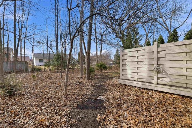 1715 BERNHEIM STREET, Oshkosh, WI 54904