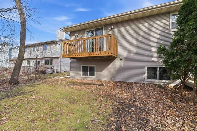 1715 BERNHEIM STREET, Oshkosh, WI 54904