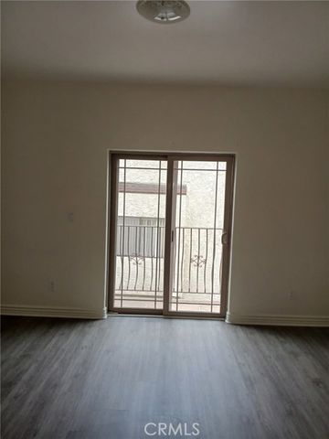 10220 Samoa Avenue 107, Tujunga (los Angeles), CA 91042