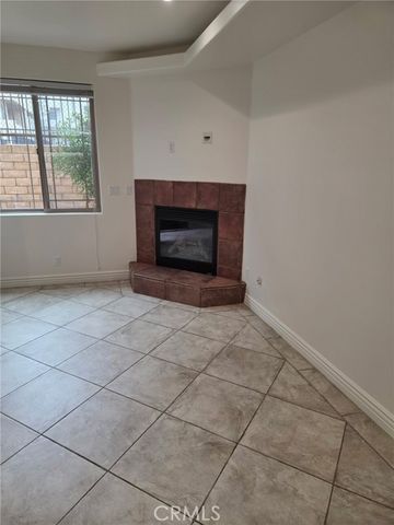 10220 Samoa Avenue 107, Tujunga (los Angeles), CA 91042