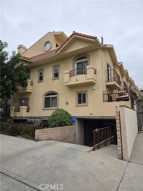 10220 Samoa Avenue 107, Tujunga (los Angeles), CA 91042
