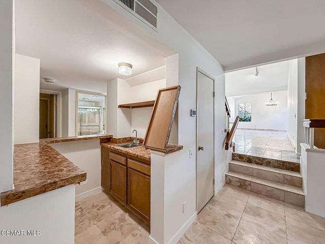 4007 Doneva Road, Moorpark, CA 93021