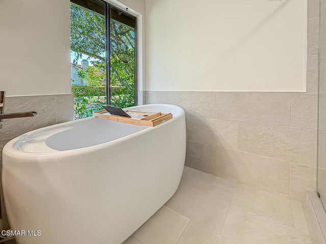 4007 Doneva Road, Moorpark, CA 93021