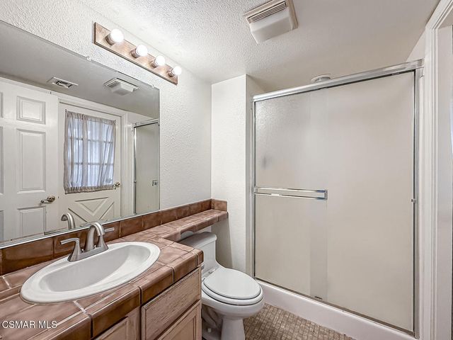 4007 Doneva Road, Moorpark, CA 93021