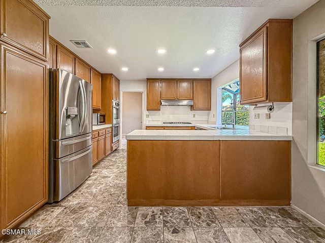 4007 Doneva Road, Moorpark, CA 93021