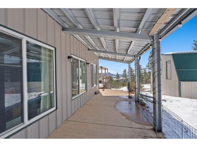 1154 Redstone Dr, Bellvue, CO 80512