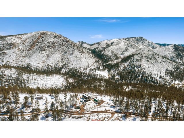 1154 Redstone Dr, Bellvue, CO 80512