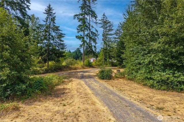 13604 Vail Road SE, Yelm, WA 98597