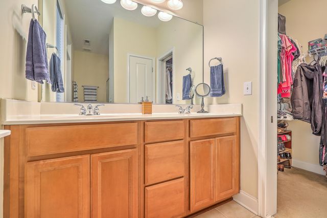 1866 Dogwood Road, Charleston, SC 29414