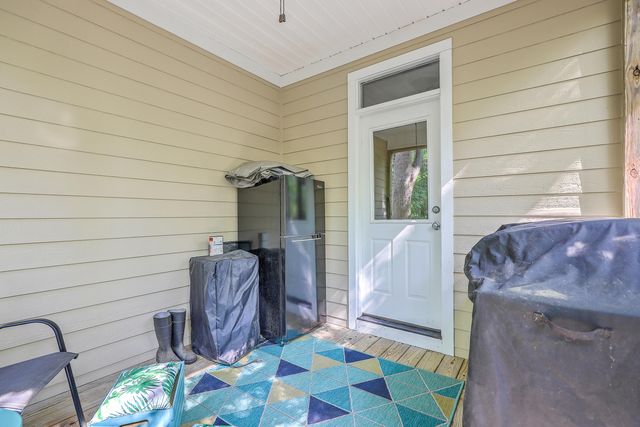 1866 Dogwood Road, Charleston, SC 29414