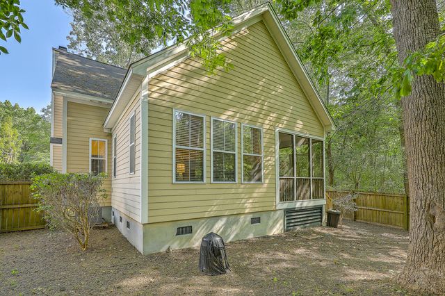 1866 Dogwood Road, Charleston, SC 29414