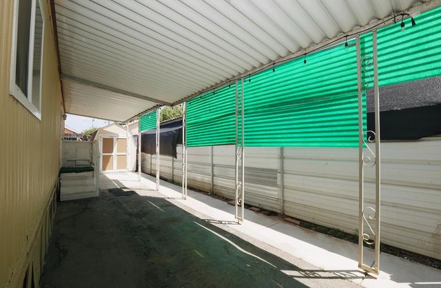 2317 S Chestnut Avenue SPC 8, Fresno, CA 93725