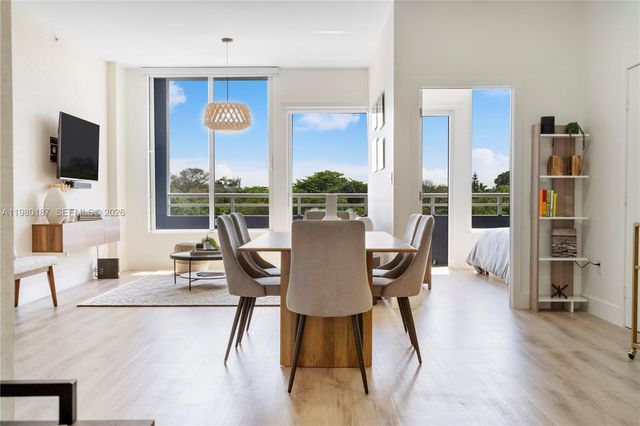 3250 Grand Ave 507, Miami, FL 33133