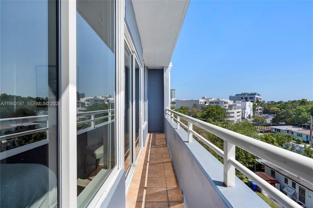 3250 Grand Ave 507, Miami, FL 33133