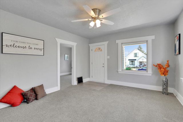 1111 E Gordon Ave, Spokane, WA 99207