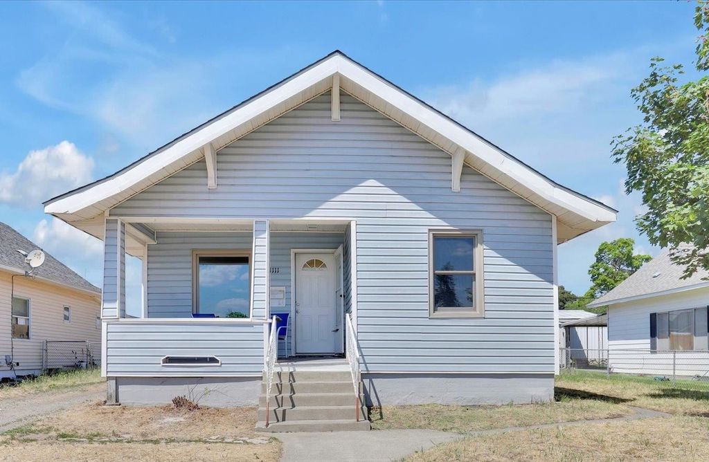 1111 E Gordon Ave, Spokane, WA 99207