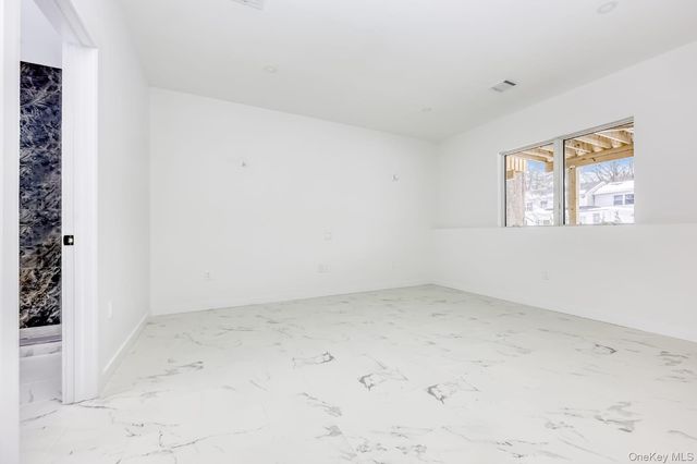 619 Union Road 202, Spring Valley, NY 10977