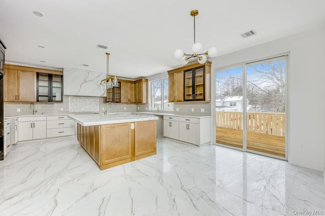 619 Union Road 202, Spring Valley, NY 10977