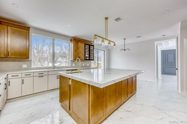 619 Union Road 202, Spring Valley, NY 10977