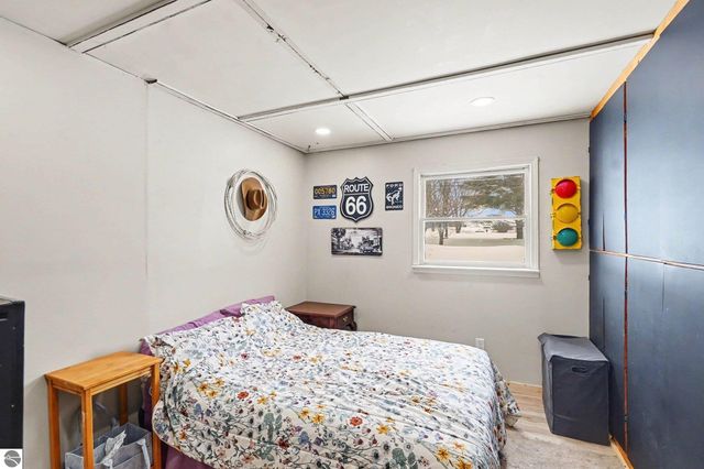 11387 210th Avenue, Leroy, MI 49655