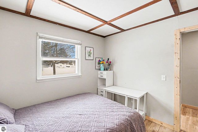 11387 210th Avenue, Leroy, MI 49655