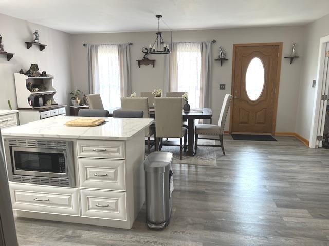 2409 Chestnut Lane, Morris, IL 60450