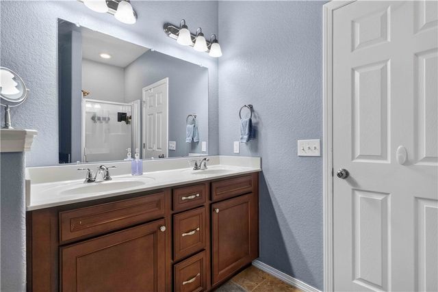 2704 Whispering Woods Court, Lowell, AR 72745