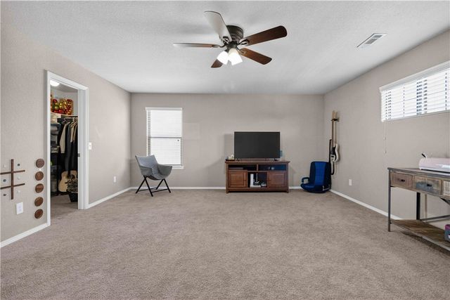 2704 Whispering Woods Court, Lowell, AR 72745