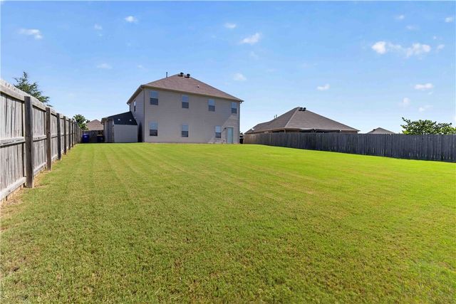 2704 Whispering Woods Court, Lowell, AR 72745