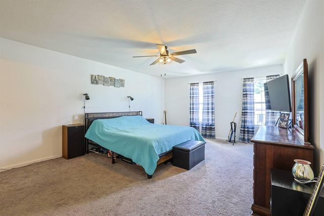 915 Darlington Creek Drive, Alexandria, KY 41001
