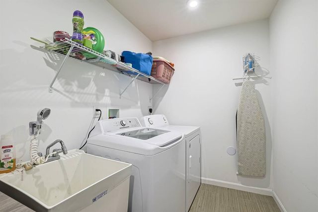 915 Darlington Creek Drive, Alexandria, KY 41001