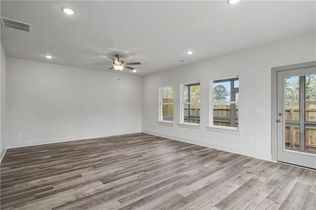 4310 Fern River Bend 70, Norcross, GA 30093