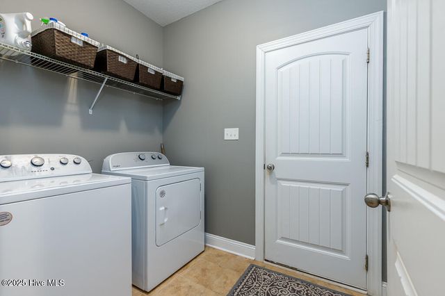 1001 Bluefin Way, New Bern, NC 28562