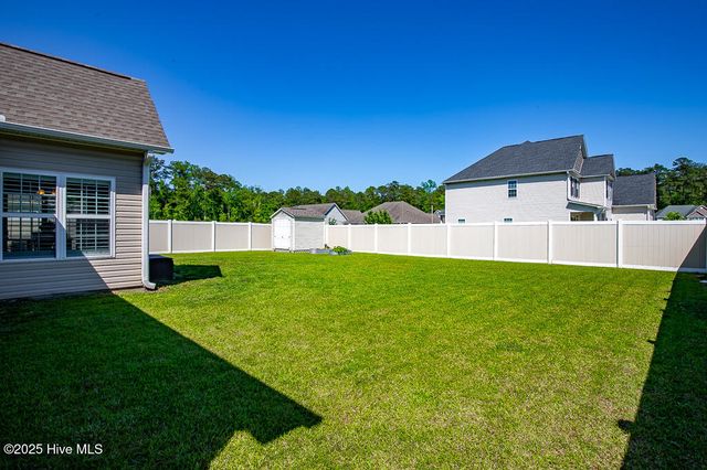 1001 Bluefin Way, New Bern, NC 28562