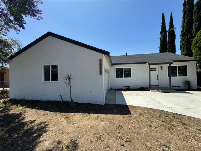 16229 Hunter St, Fontana, CA 92335
