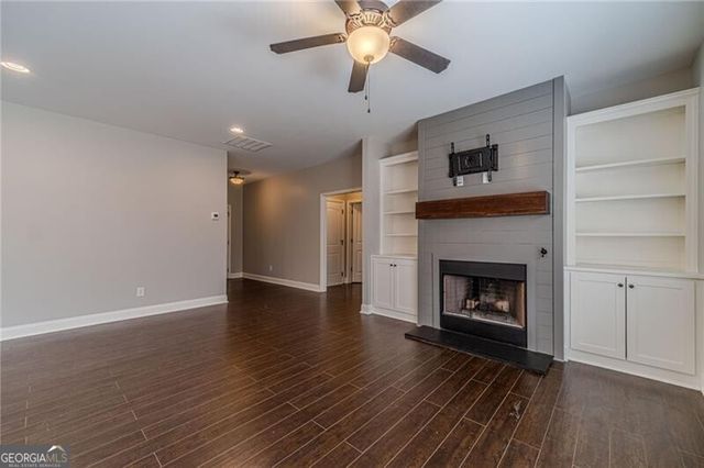 1587 Pointe South Circle, Bethlehem, GA 30620