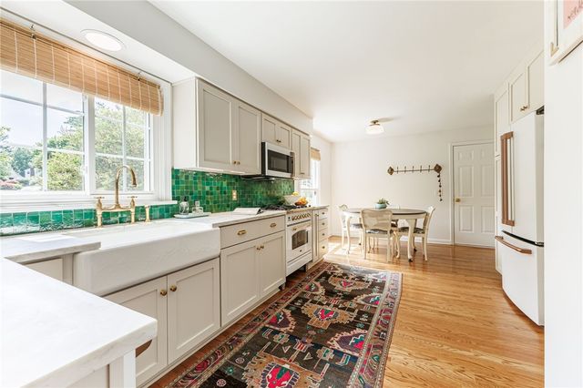 56 Old Forge Lane, Pittsford, NY 14534